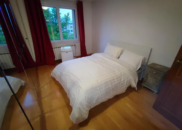 Cette Maison Est La Votre Apartment Suresnes